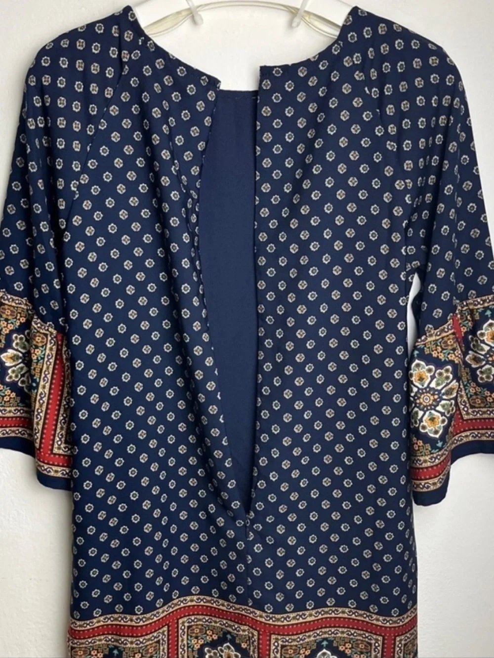 FOREVER 21 Contemporary Navy Blue Boho Floral Print Bell Sleeve DressSize Small